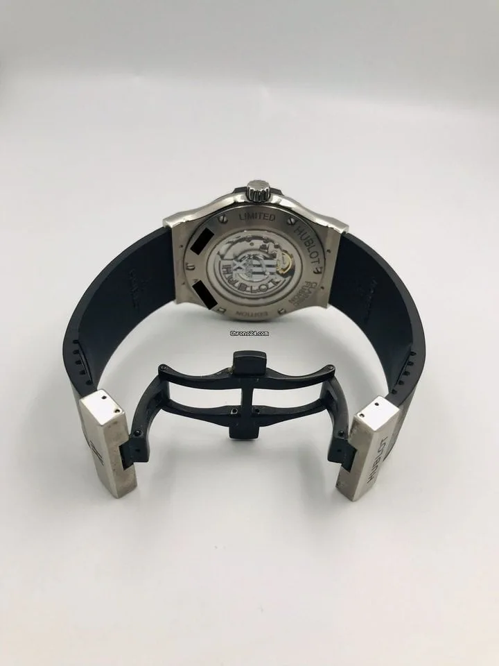 Hublot Classic Fusion 45mm Limited Edition 200 pcs box and papers 2021
